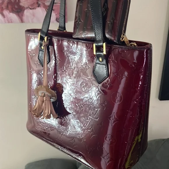 Authentic Louis Vuitton Set Matching Purse and Wallet Vernise Reader - Picture 16 of 17